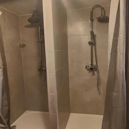 Du Manala 4 Personnes 24-24 Hostel