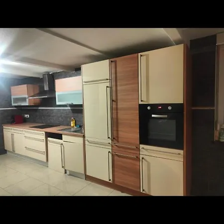 Du Manala 4 Personnes 24-24 Hostel Saint-Louis